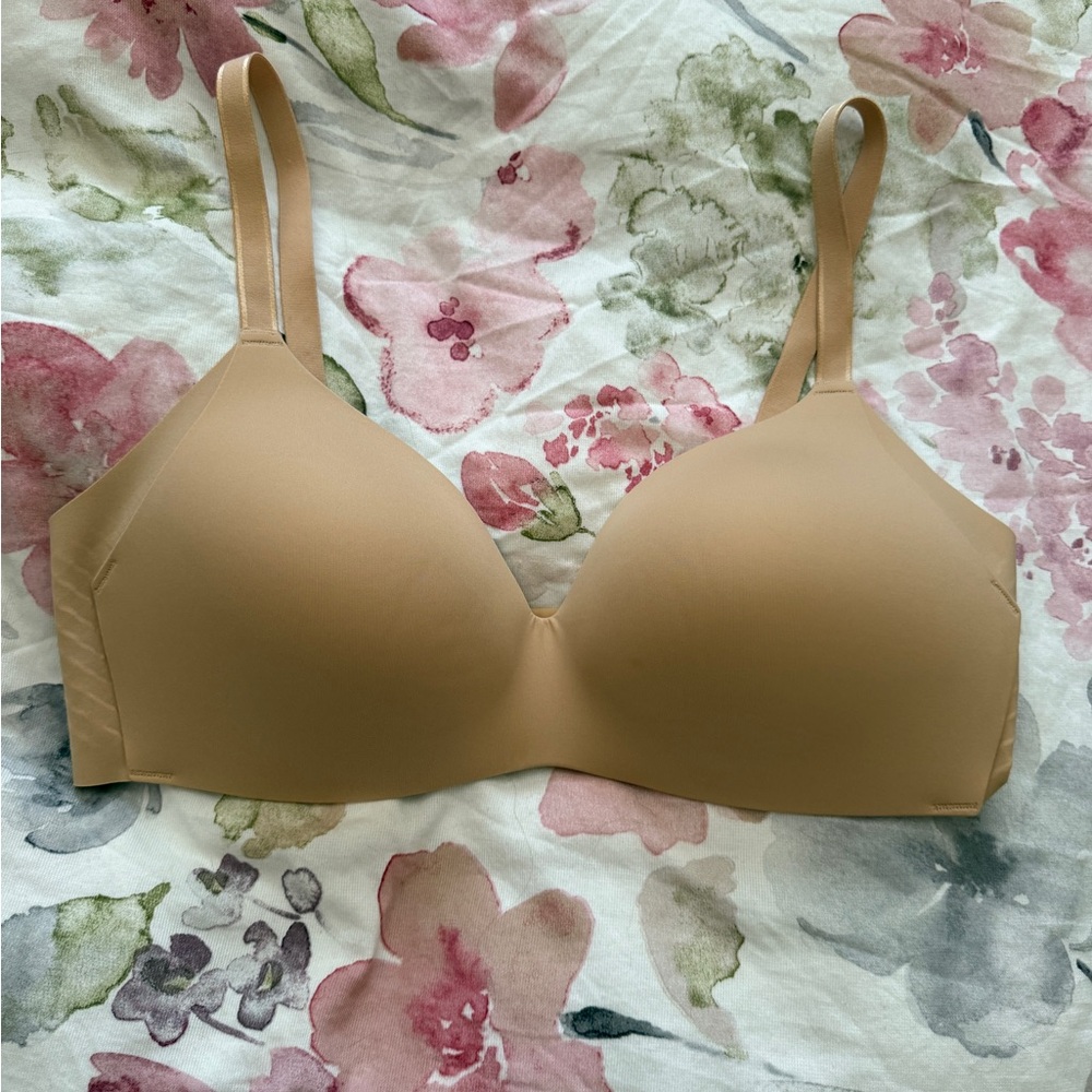 Knix Wing Woman T-Shirt Bra Wireless Nude Beige Size 3 36B 36C 36D 38B Wire Free